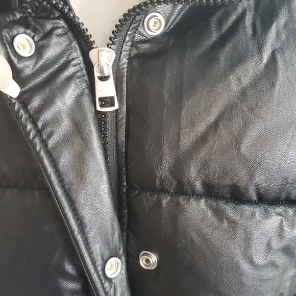 CALVIN KLEIN Logo faux leather puffer jacket - Picture 11 of 13